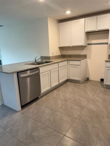 1663 HAZY SEA DRIVE, Plant City, FL 33565