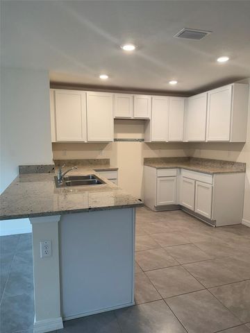 1663 HAZY SEA DRIVE, Plant City, FL 33565