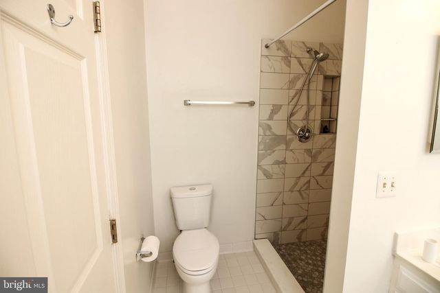 1392 PARK GARDEN LN, Reston, VA 20194