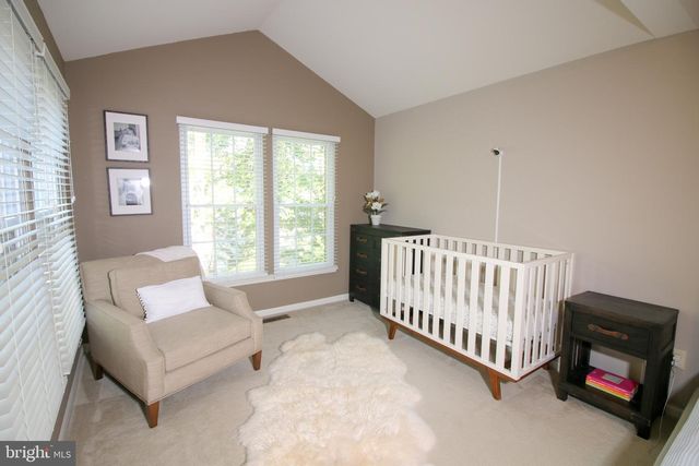 1392 PARK GARDEN LN, Reston, VA 20194
