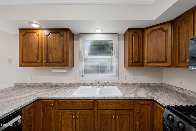 105 Millstone Drive, Johnson City, TN 37615