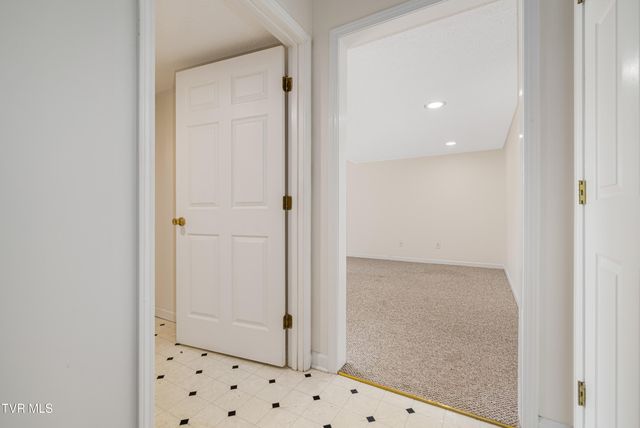 105 Millstone Drive, Johnson City, TN 37615