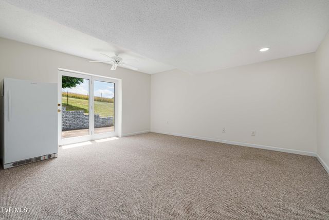 105 Millstone Drive, Johnson City, TN 37615