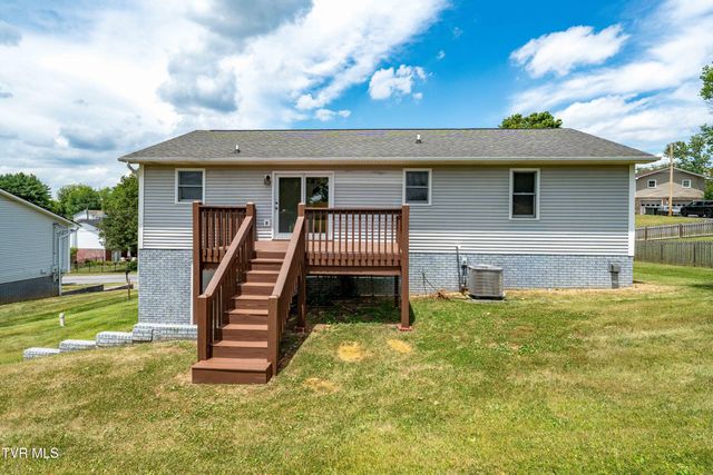 105 Millstone Drive, Johnson City, TN 37615