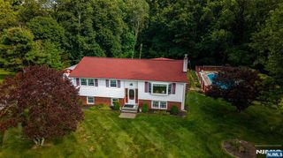 3 Sawmill Road, Vernon, NJ 07460