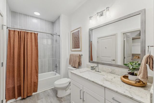 2020 Grandway Drive 9312, Katy, TX 77449