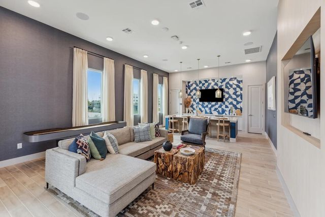 2020 Grandway Drive 9312, Katy, TX 77449