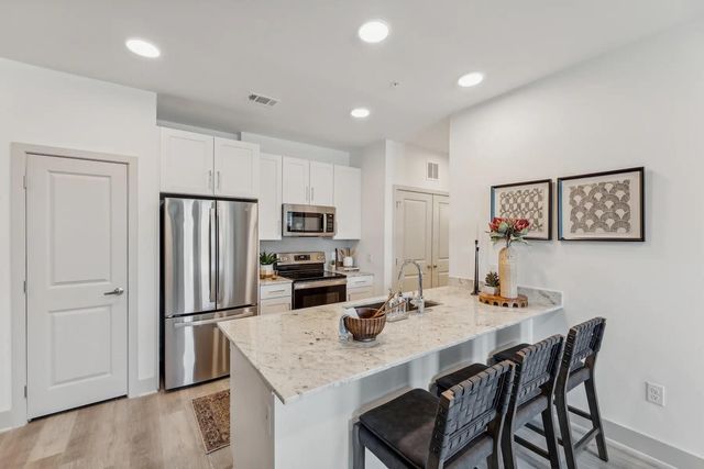 2020 Grandway Drive 9312, Katy, TX 77449