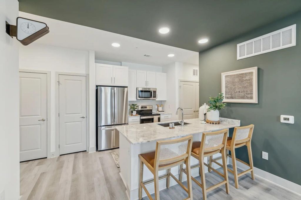 2020 Grandway Drive 9312, Katy, TX 77449