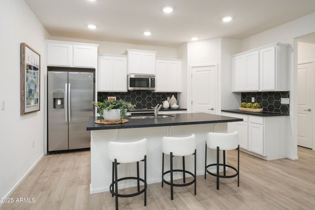 4958 W STRAY HORSE Lane, Laveen, AZ 85339