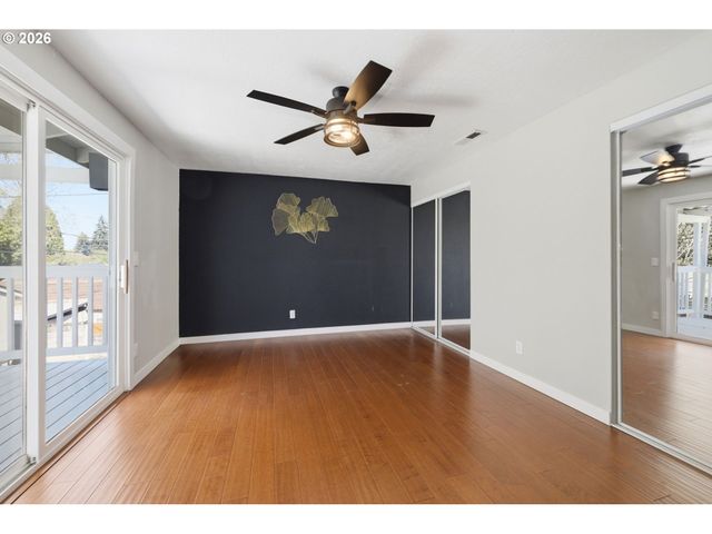 2612 SAGE St, Eugene, OR 97404