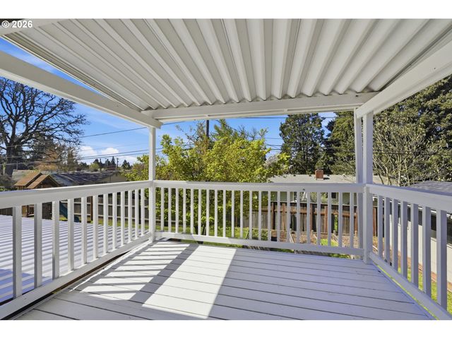 2612 SAGE St, Eugene, OR 97404