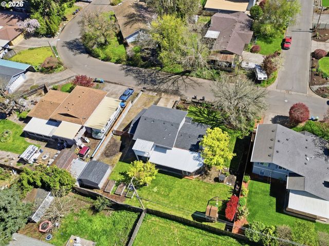 2612 SAGE St, Eugene, OR 97404