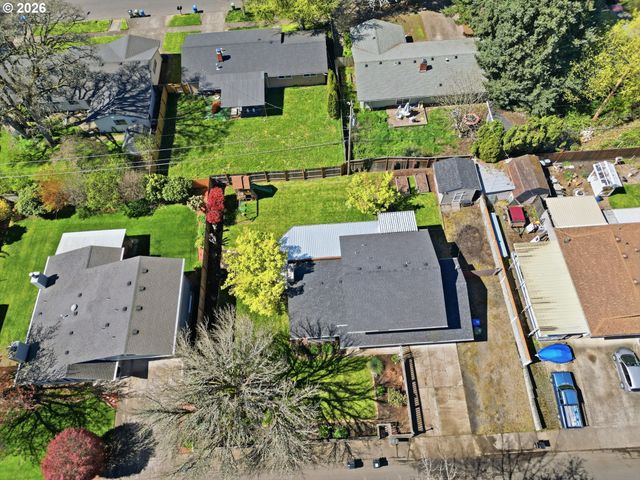 2612 SAGE St, Eugene, OR 97404