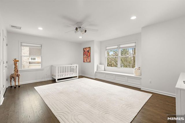 379 Butternut Avenue, Wyckoff, NJ 07481