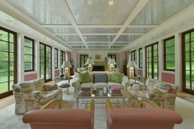 15 Claridge Drive, Weston, MA 02493