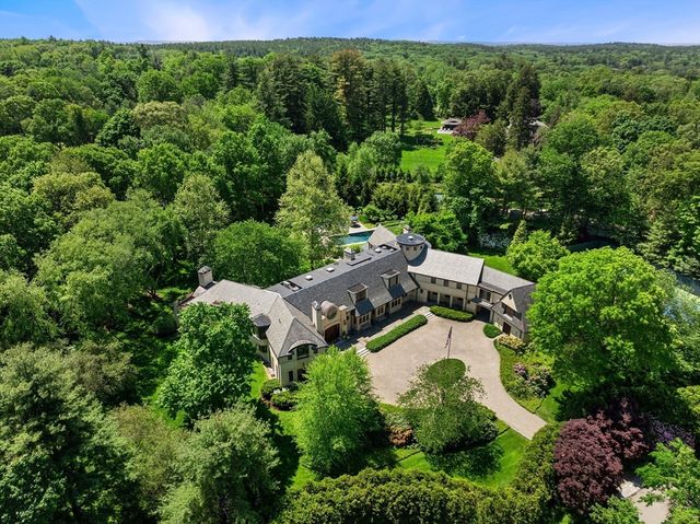 15 Claridge Drive, Weston, MA 02493