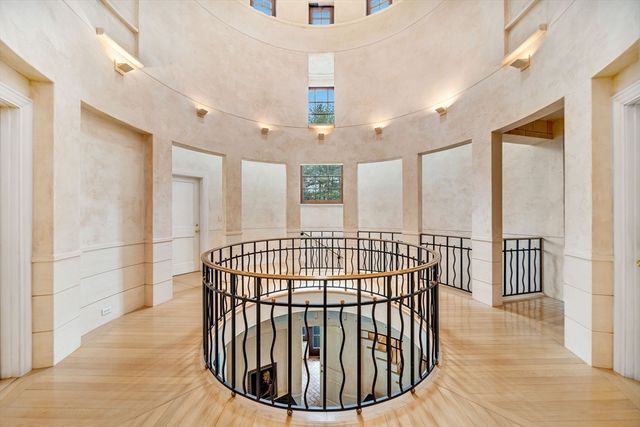 15 Claridge Drive, Weston, MA 02493