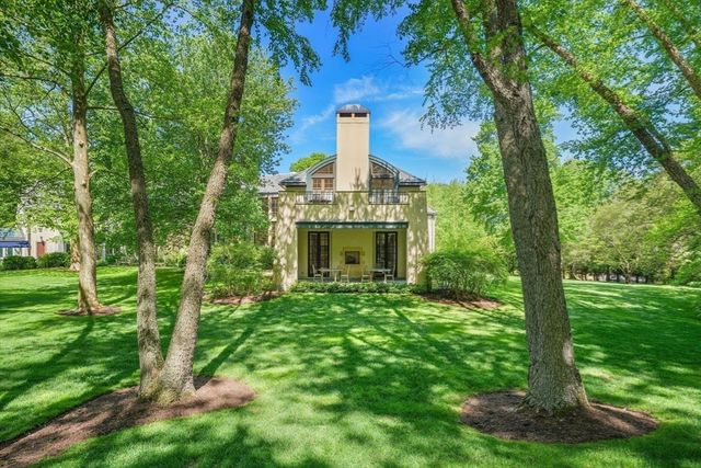 15 Claridge Drive, Weston, MA 02493