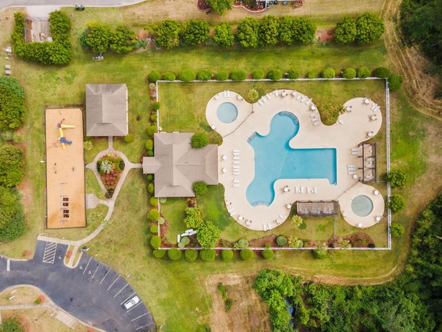 3030 Hollybrooke Dr., Myrtle Beach, SC 29579