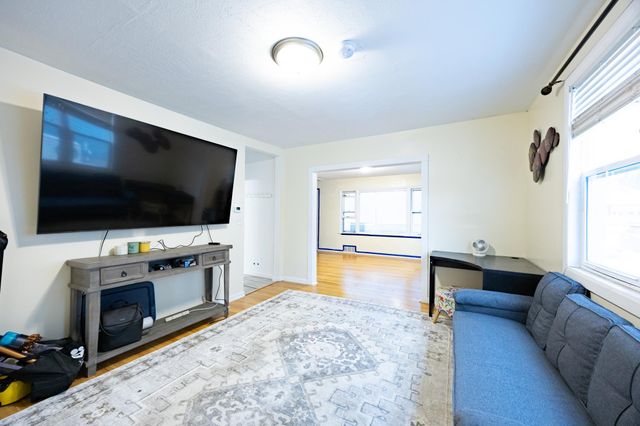 366 Topping Street, Saint Paul, MN 55117