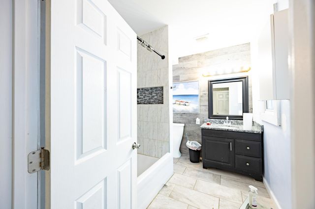 366 Topping Street, Saint Paul, MN 55117