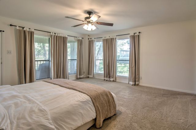 413 Cocopa Drive, Lake Kiowa, TX 76240