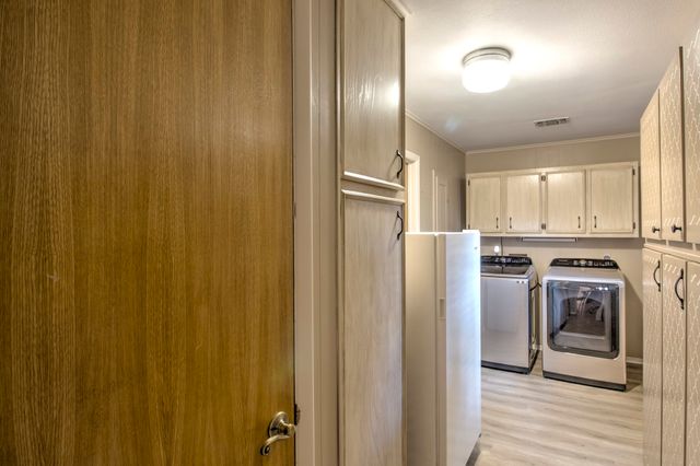 413 Cocopa Drive, Lake Kiowa, TX 76240