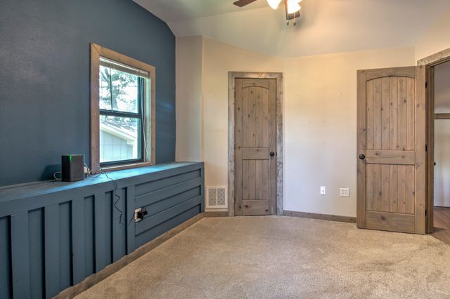 413 Cocopa Drive, Lake Kiowa, TX 76240