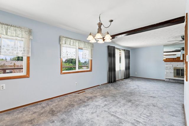 3333 W Woodside Ave, Spokane, WA 99208