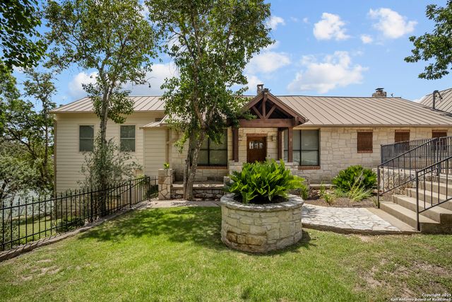481 Private Road 2610, Mico, TX 78056
