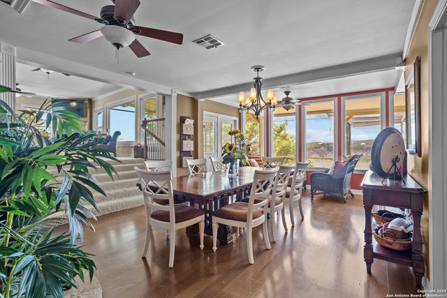 481 Private Road 2610, Mico, TX 78056