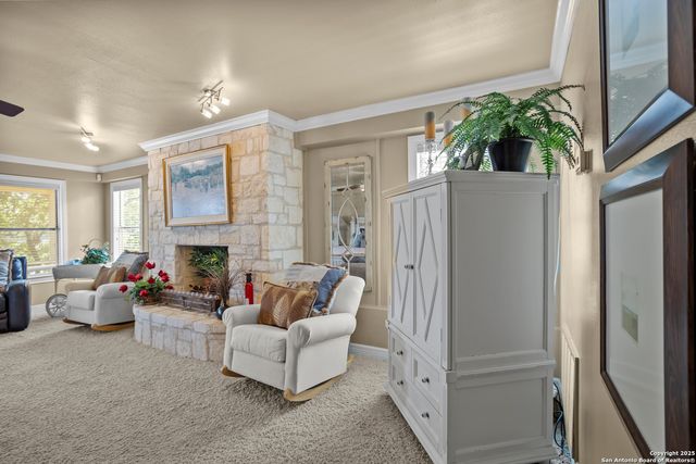 481 Private Road 2610, Mico, TX 78056