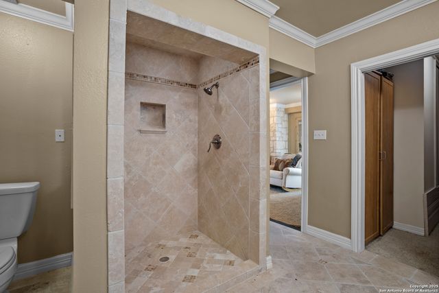 481 Private Road 2610, Mico, TX 78056