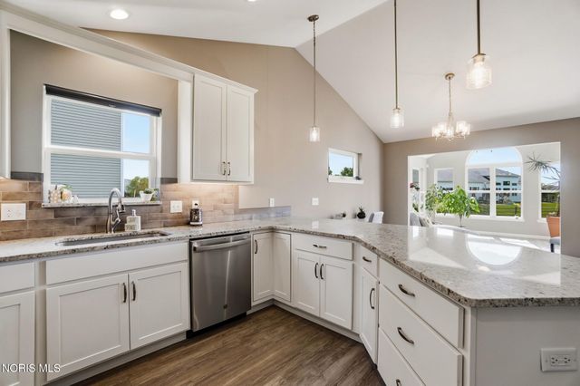 3909 Ten Mile Creek Drive, Sylvania, OH 43560
