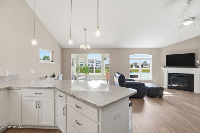 3909 Ten Mile Creek Drive, Sylvania, OH 43560