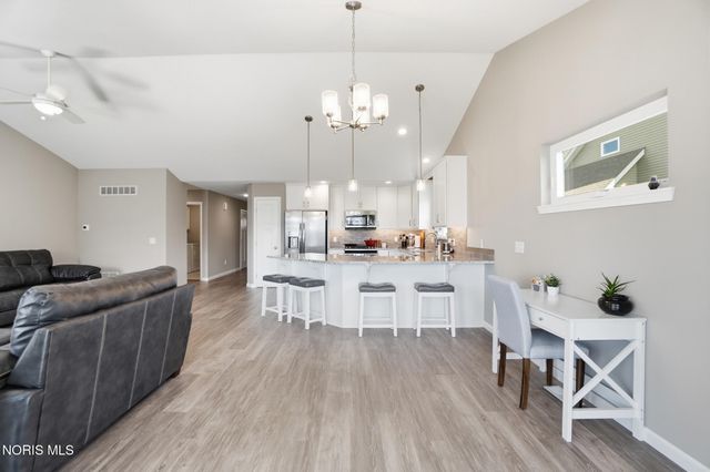 3909 Ten Mile Creek Drive, Sylvania, OH 43560