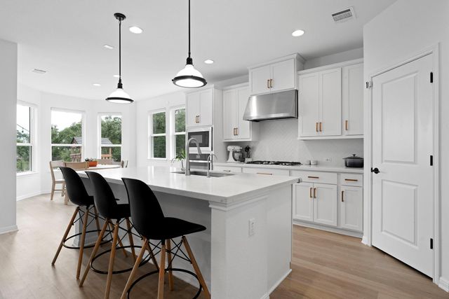 1368 Pink Granite BLVD, Dripping Springs, TX 78620