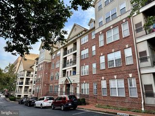 1321 N ADAMS CT N #105, Arlington, VA 22201