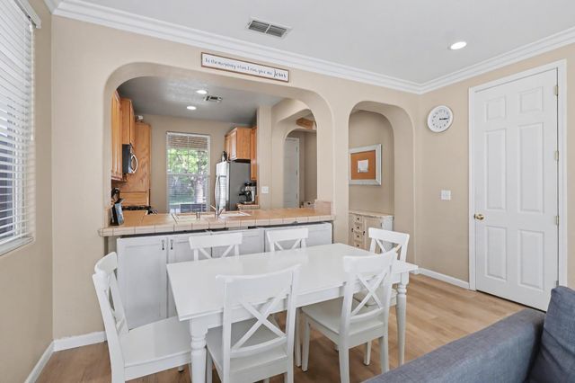 5042 Jurgenson Way, Elk Grove, CA 95757