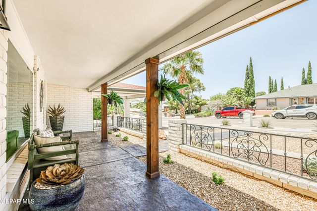 10528 Ashridge Drive, El Paso, TX 79925
