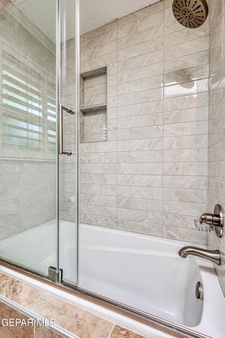 10528 Ashridge Drive, El Paso, TX 79925