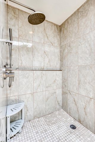 10528 Ashridge Drive, El Paso, TX 79925