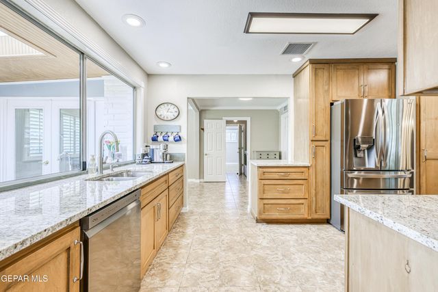 10528 Ashridge Drive, El Paso, TX 79925