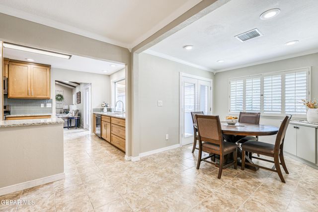 10528 Ashridge Drive, El Paso, TX 79925