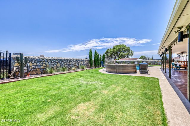 10528 Ashridge Drive, El Paso, TX 79925