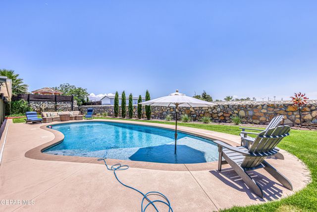 10528 Ashridge Drive, El Paso, TX 79925