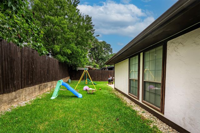 1101 Pin Oak Drive, Denton, TX 76209