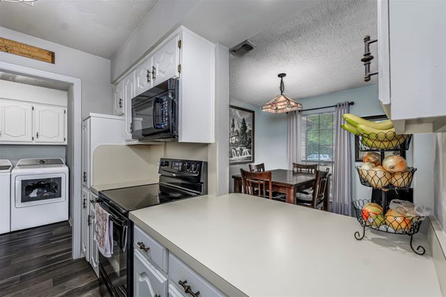 1101 Pin Oak Drive, Denton, TX 76209