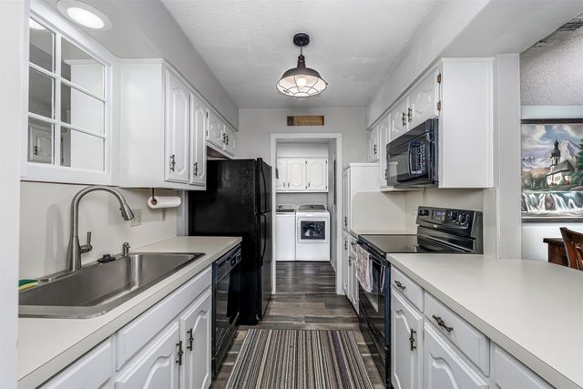 1101 Pin Oak Drive, Denton, TX 76209